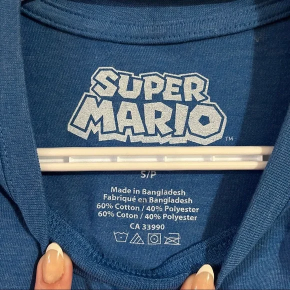 Nintendo Super Mario Bros Blue Graphic Woman's Tee T-Shirt | BNWT - Picture 5 of 5